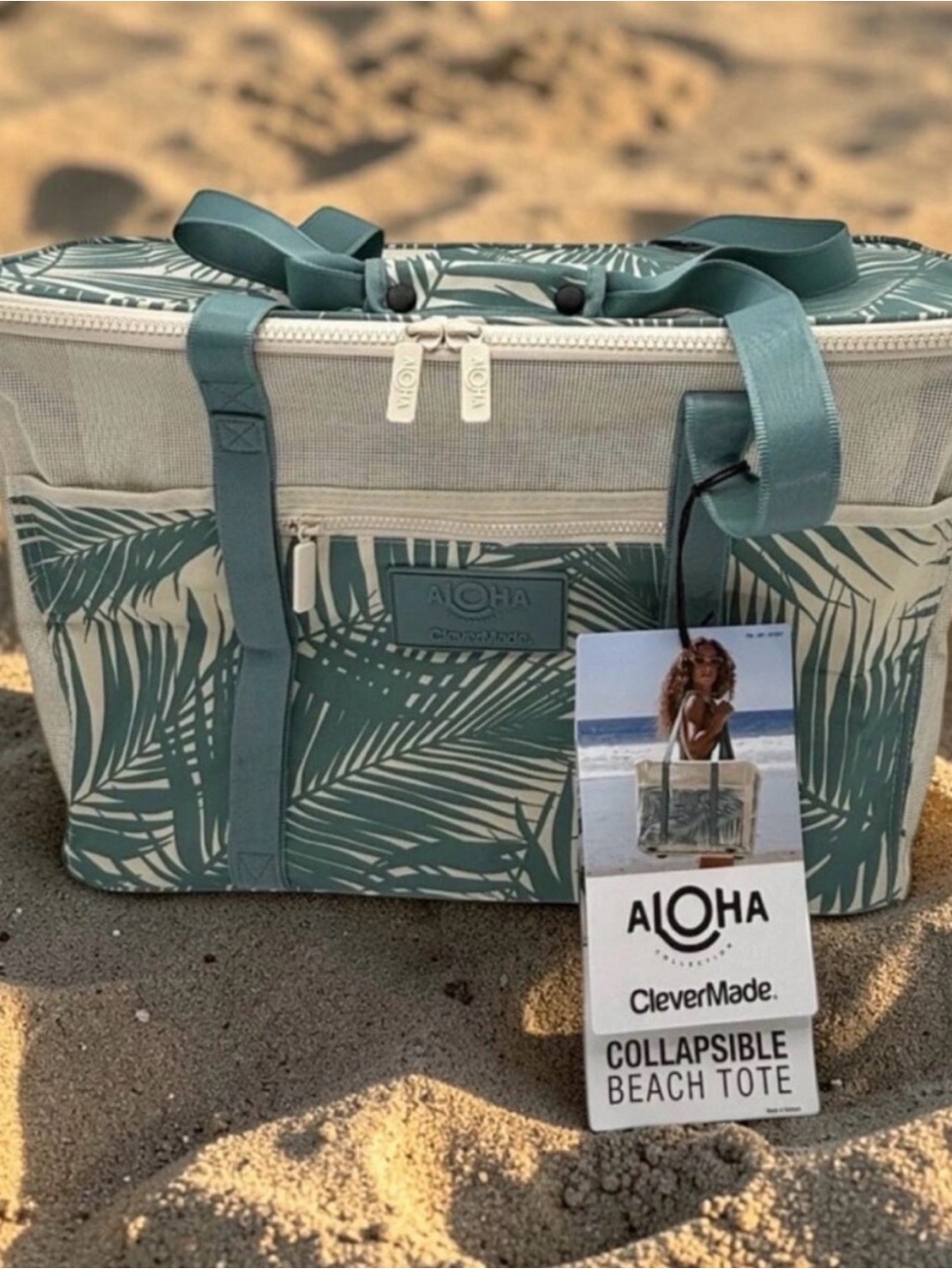 ALOHA x CleverMade Collapsible Beach Tote - Teal Palm Print